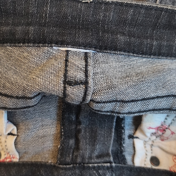 True Religion Skinny Jeans Low Rise Black Washed Distressed - Picture 8 of 11